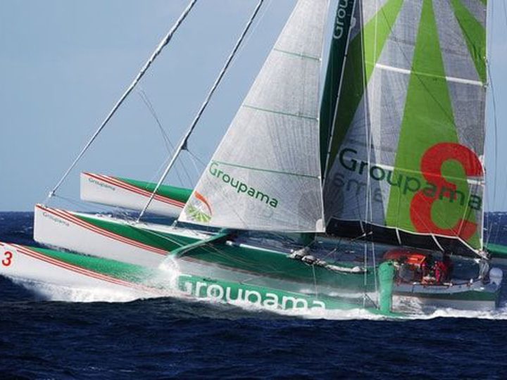 route du rhum 2022 le bateau legende trois fois vainqueur une nouvelle fois au depart de la transatlantique