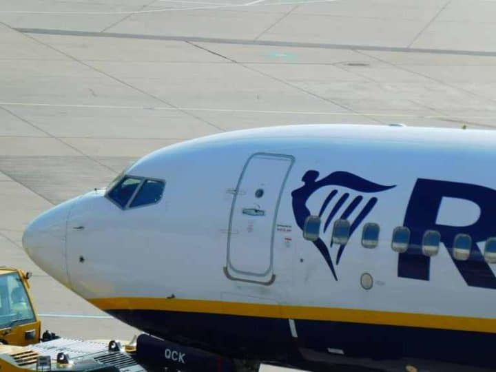 aviation Weeze Ryanair stationed for planes